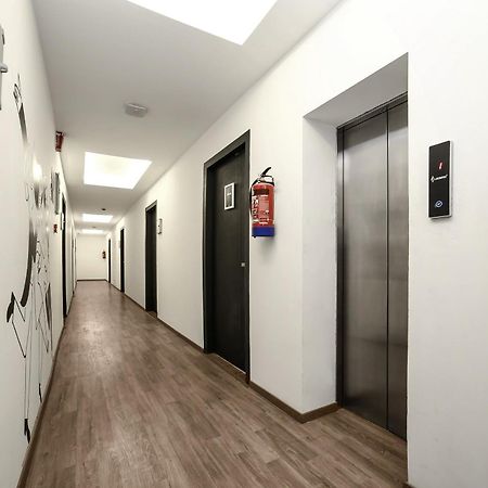 Collection O Townhouse 069 호텔 구르가온 외부 사진