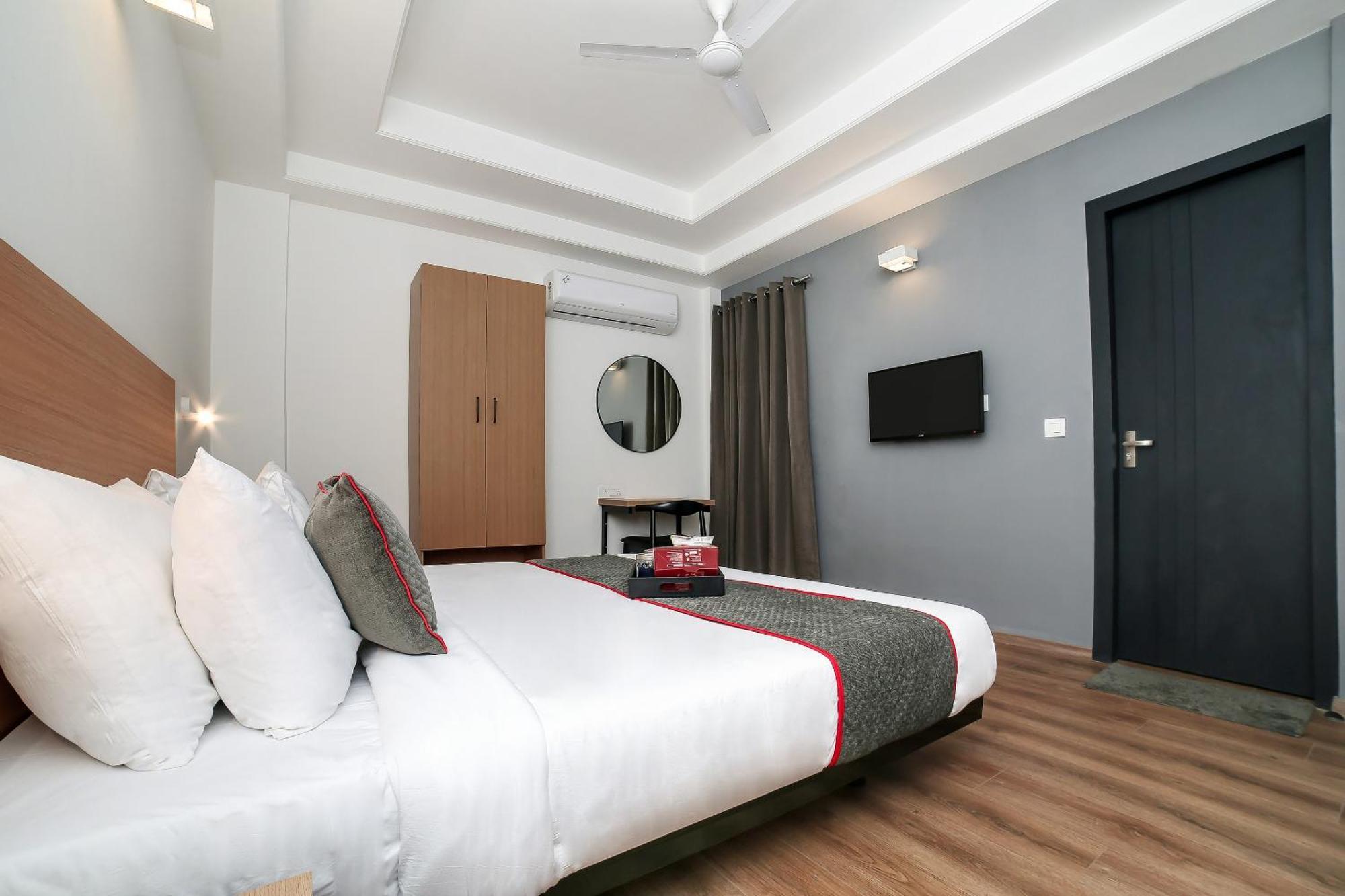 Collection O Townhouse 069 호텔 구르가온 외부 사진